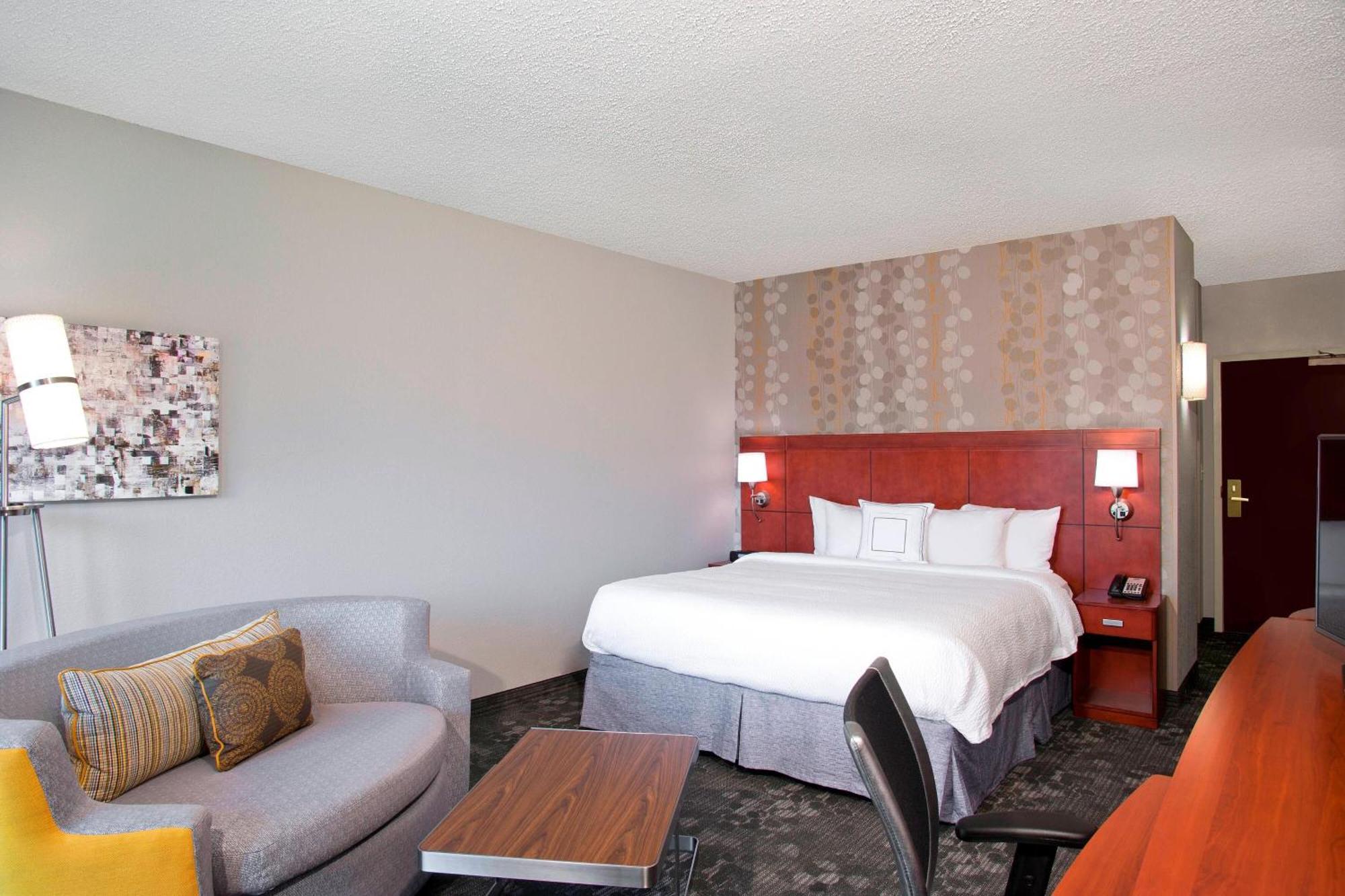 Courtyard By Marriott Charlotte Ballantyne Zewnętrze zdjęcie
