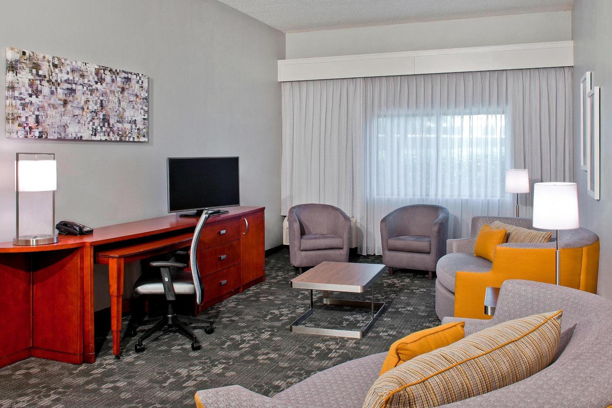 Courtyard By Marriott Charlotte Ballantyne Zewnętrze zdjęcie